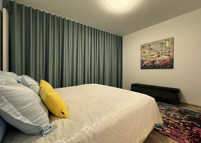 Eurovea Tower Ii Beige شقة براتسيلافا