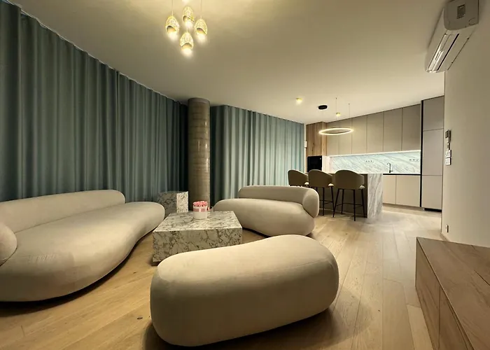 Eurovea Tower Ii Beige * براتسيلافا