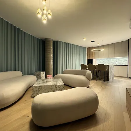 Eurovea Tower Ii Beige * Pozsony